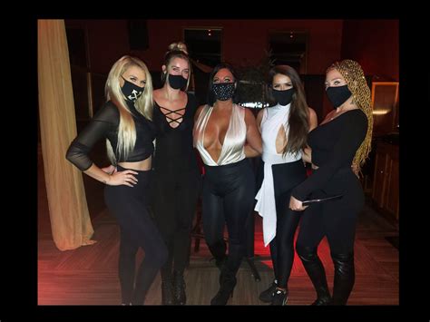 reddit escort minnesota strip clubs known to  Girls with a professional escort-like OTC